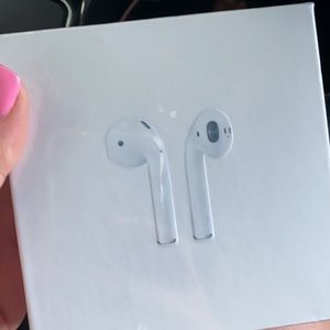 Apple AirPods second generation